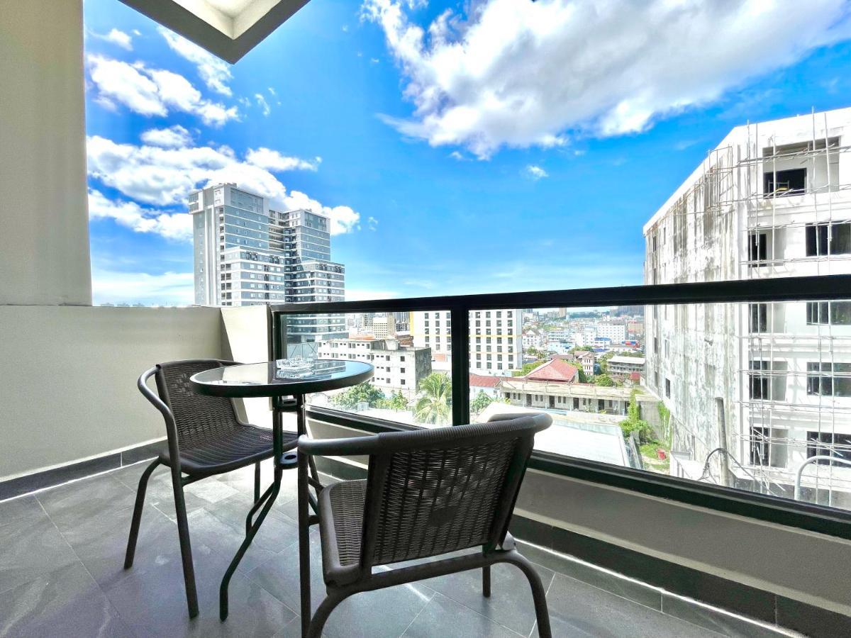 Skyview Residence & Apartments Сиханоуквил Екстериор снимка
