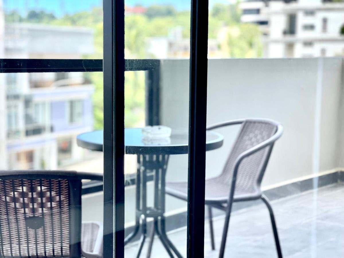 Skyview Residence & Apartments Сиханоуквил Екстериор снимка